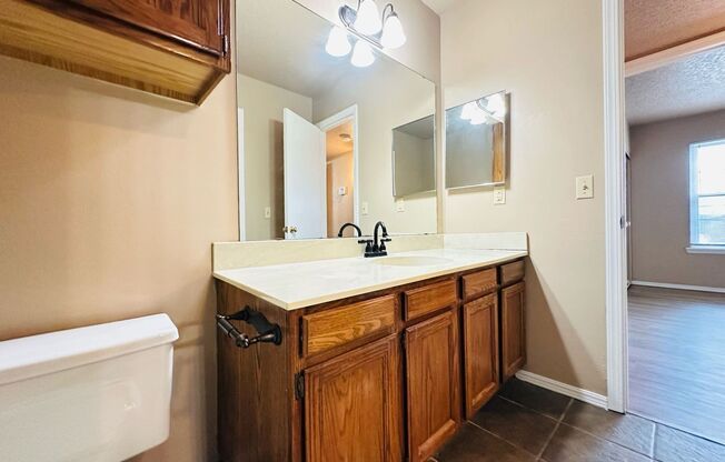2 beds, 2 baths, $1,245, Unit # 19