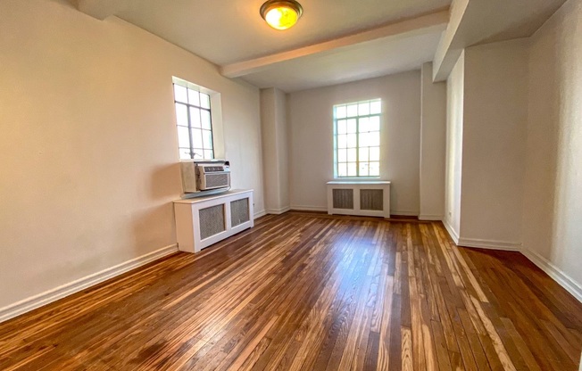 Studio, 1 bath, $2,650, Unit 627