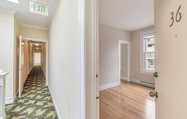 435 Hayes Street Apartments*