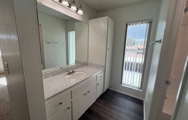 1 bed, 1 bath, 716 sqft, $2,150, Unit P013