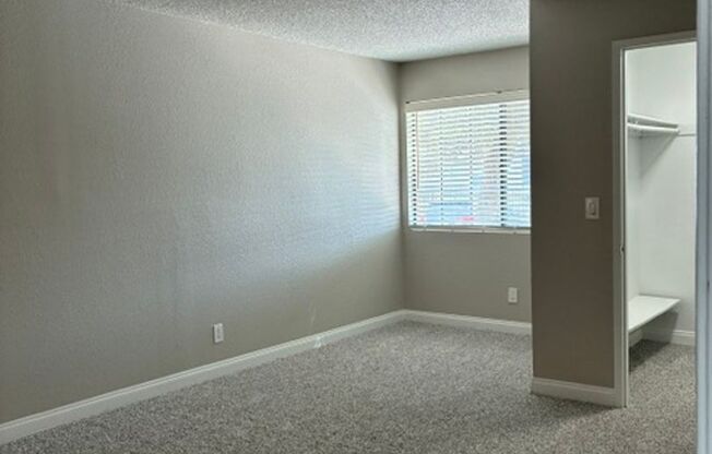 2 beds, 2 baths, 1,085 sqft, $1,450, Unit CA 1330-120