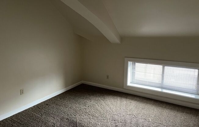 1 bed, 1 bath, 550 sqft, $850, Unit 501