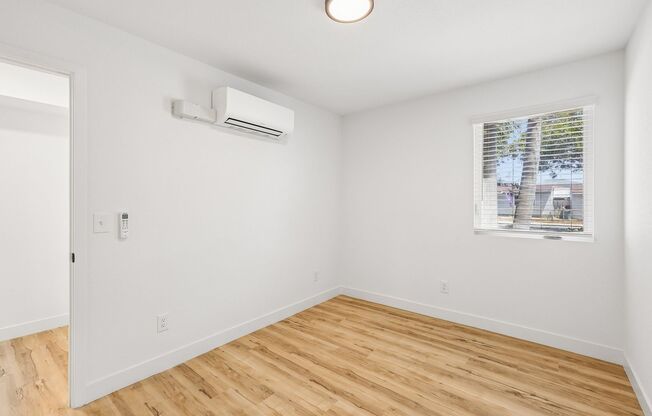 2 beds, 1 bath, 650 sqft, $2,695, Unit 5