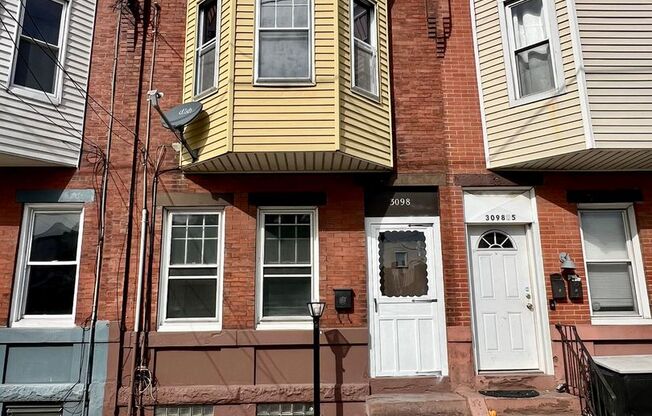 Spacious 3-Bedroom Townhome in Port Richmond! Available mid-April!