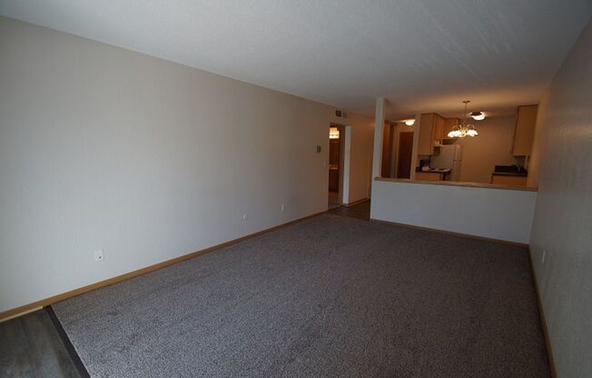 1 bed, 1 bath, 780 sqft, $1,374, Unit 220