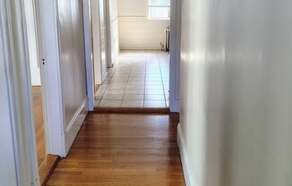 2 beds, 1 bath, 1,000 sqft, $2,200, Unit 68