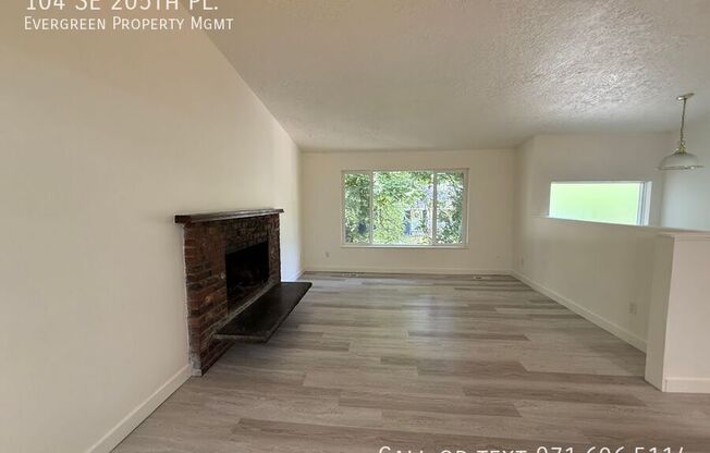 104 SE 205 PL