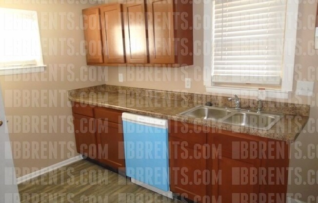 2 beds, 1 bath, $1,025