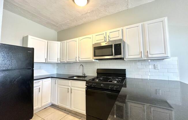 93 Grant Ave #2