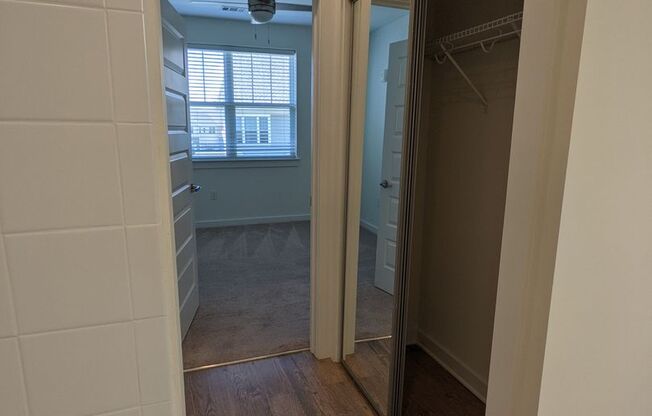 1 bed, 1 bath, 664 sqft, $1,350, Unit 11-1124