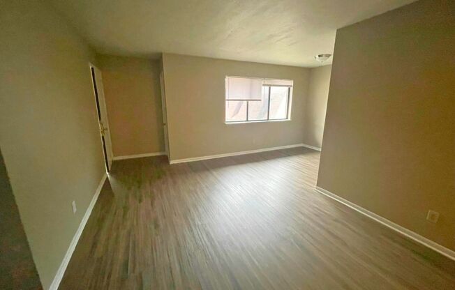 720 W. Centennial Ave.