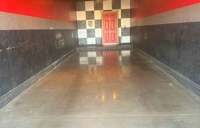 1 bed, 1 bath, $1,550