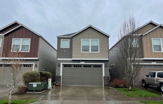 Spacious 3 Bedroom Home with Fenced Yard, Patio, and 2-Car Garage Near Mill Plain.