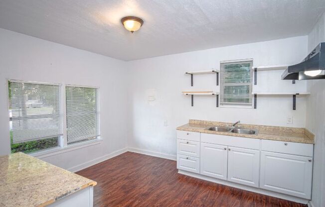 3 beds, 1 bath, $1,435