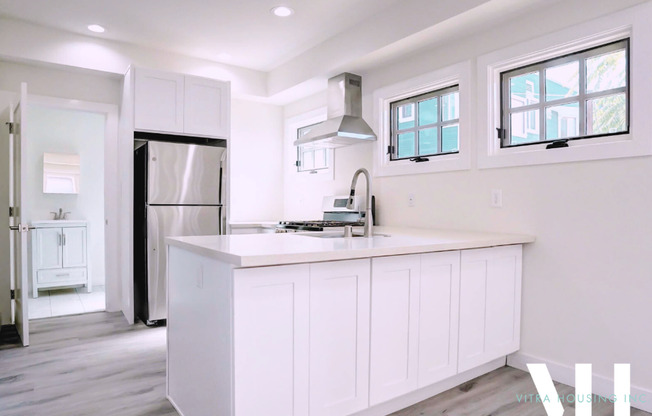 Gorgeous Newly Built 5 Bedroom Near USC!