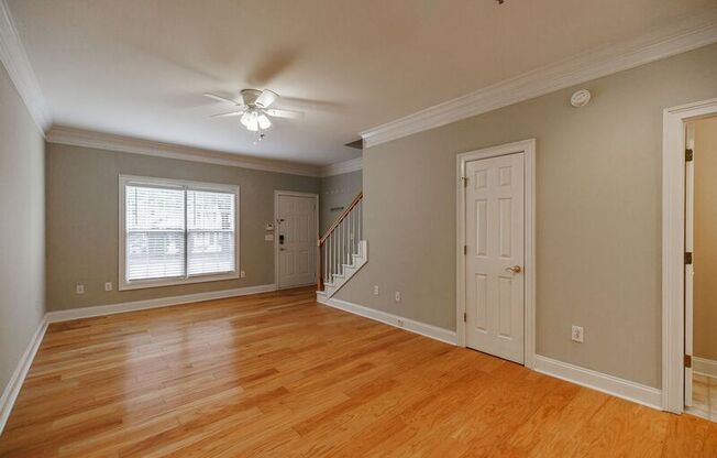 101 WOOD LK DR