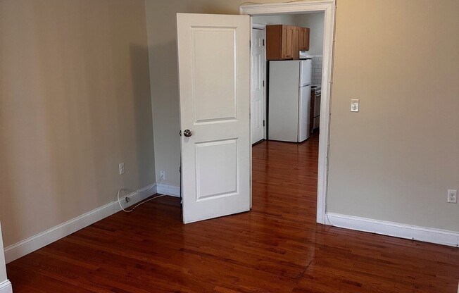 1 bed, 1 bath, 650 sqft, $1,800, Unit 1