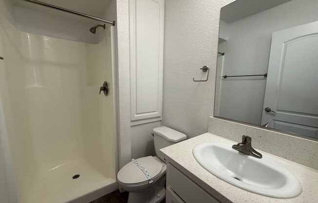 2 beds, 2 baths, 919 sqft, $2,640, Unit G10