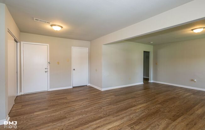 Move in Ready and pricced to GO!! 3 Bed / 2 Bath in 77619!