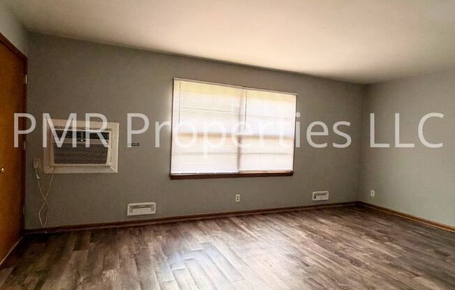1 bed, 1 bath, $745, Unit 4524- 03