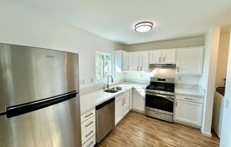 2 beds, 1 bath, $2,295, Unit Unit C