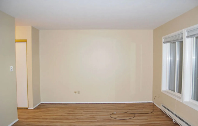 424 Summit Ave E Apartments