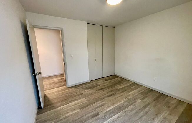 2 beds, 1 bath, $1,395, Unit 116