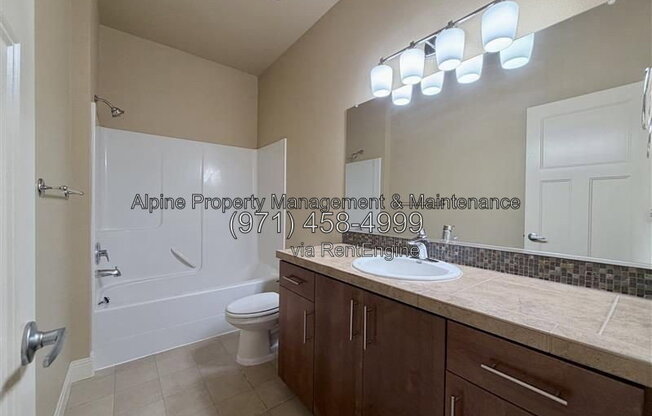 4 beds, 3.5 baths, 1,950 sqft, $2,600