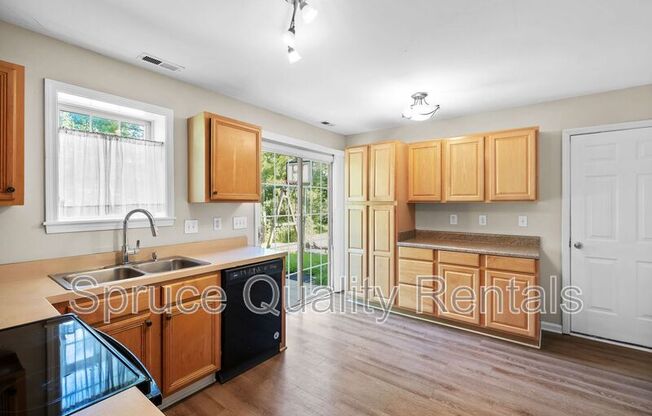 606 BELLMEADE BAY DR