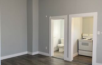 Gorgeous Studio Near The Pearl!