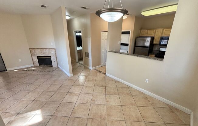 Gorgeous 1Bed/1Bath Condo located in Spanish Palms guard gated community!