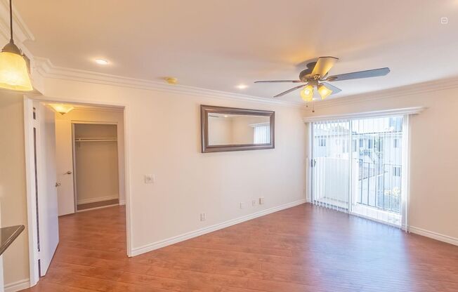 1 bed, 1 bath, 650 sqft, $2,095, Unit 212