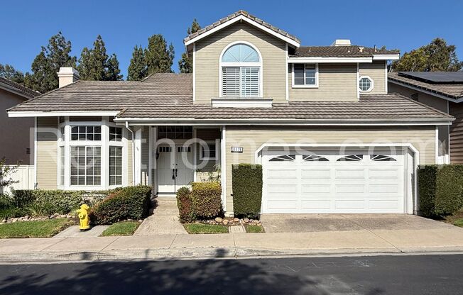 Carmel Mt Ranch, 14474 Rutledge Sq, Gated Development, Community Pool and Spa, AC, 2 Car Garage with Opener.
