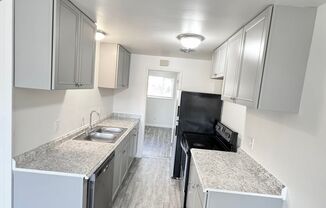 8830- 8832 9th Ave SW
