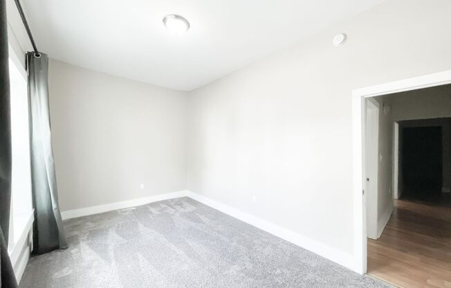 2 beds, 1 bath, $1,150, Unit Apt 1