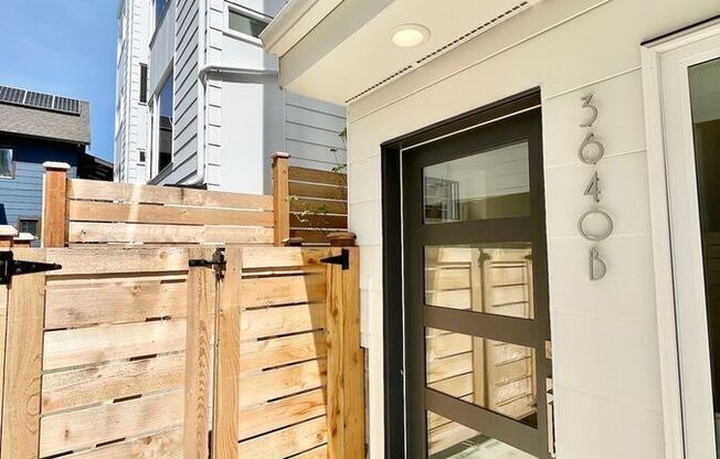 3640 B 13 AVE W