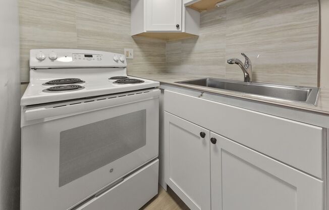 1 bed, 1 bath, $1,445, Unit B3