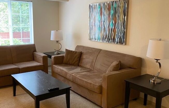 2 beds, 2 baths, 1,030 sqft, $1,795, Unit 532