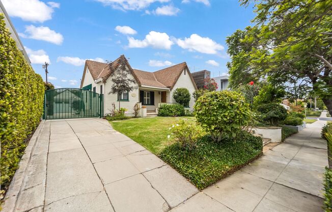 Beautiful House in Westwood Charter Cachment Area