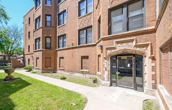7645-7053 East End Avenue