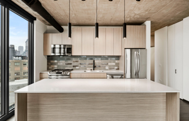 1450 W WASHINGTON
