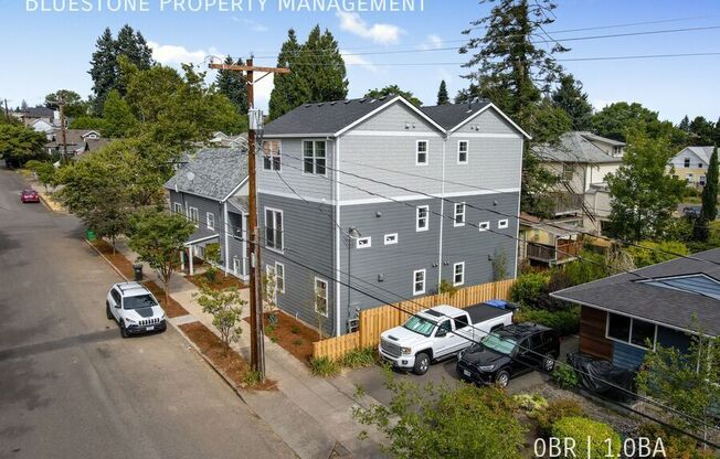 2115 SE SHERRETT ST