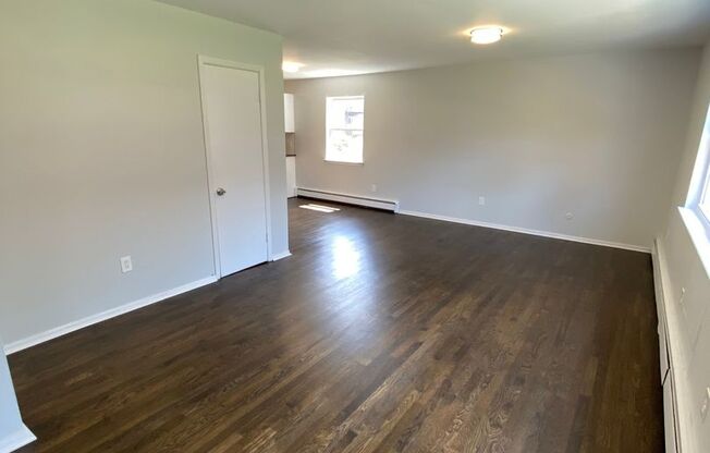 1 bed, 1 bath, $2,300