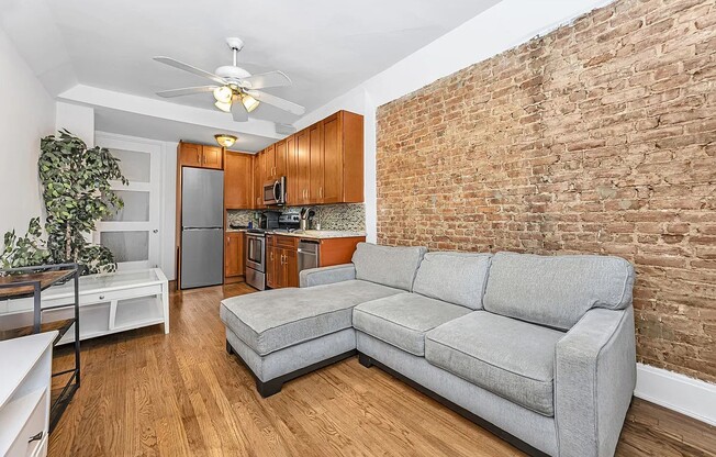 129 W 56 ST