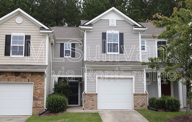 3 beds, 2.5 baths, 1,304 sqft, $1,760, Unit 105