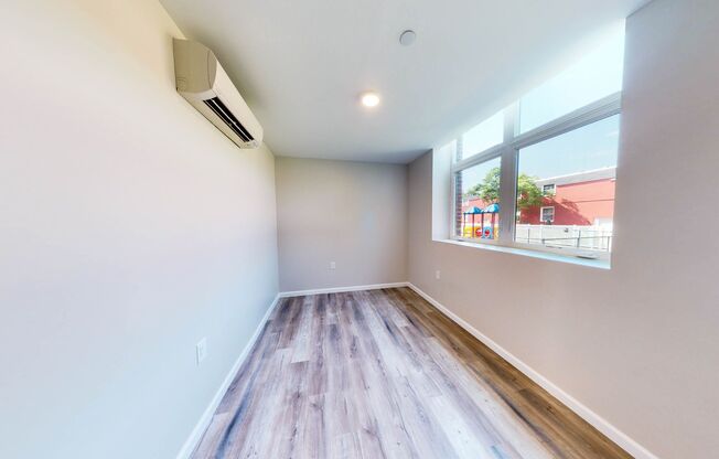 1 bed, 1 bath, 465 sqft, $2,350, Unit 103