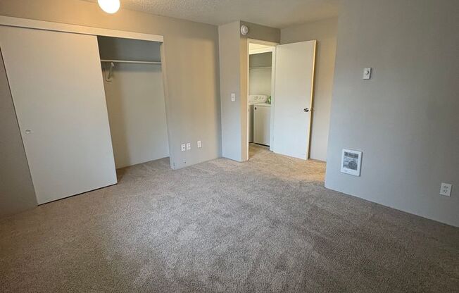 2 beds, 2 baths, 1,070 sqft, $1,445, Unit 10-204
