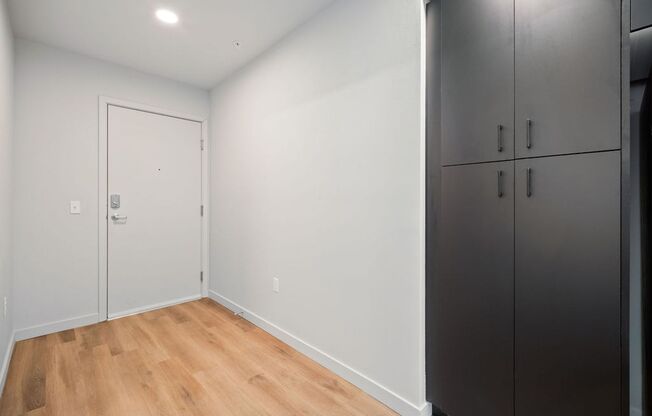 Studio, 1 bath, 350 sqft, $1,500, Unit 314