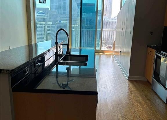 400 PEACHTREE ST NW
