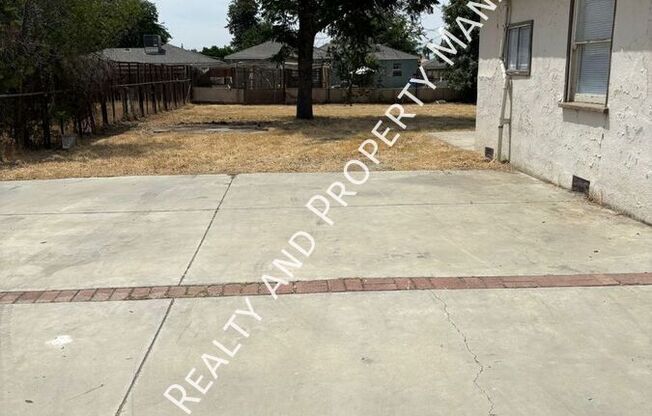 411 RIOS ST